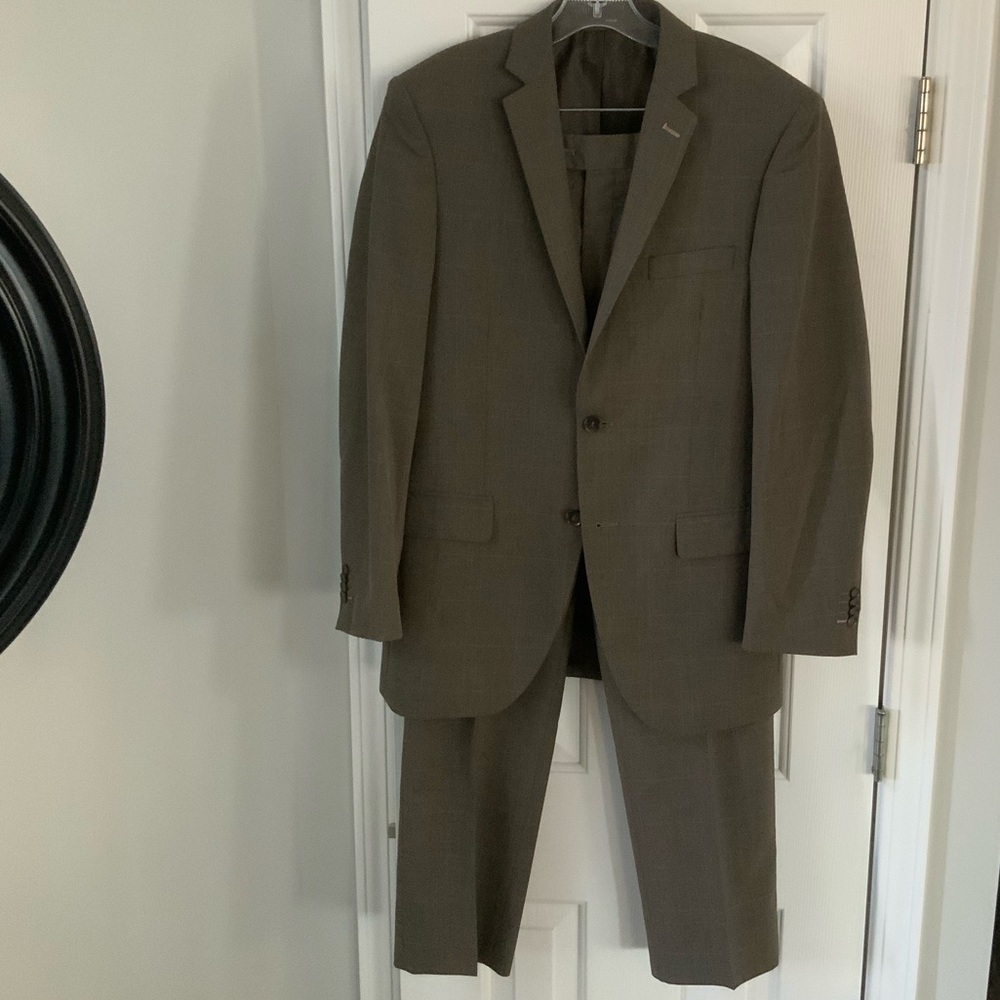 Bocaccio Suit Men’s 38R jacket 32R pants